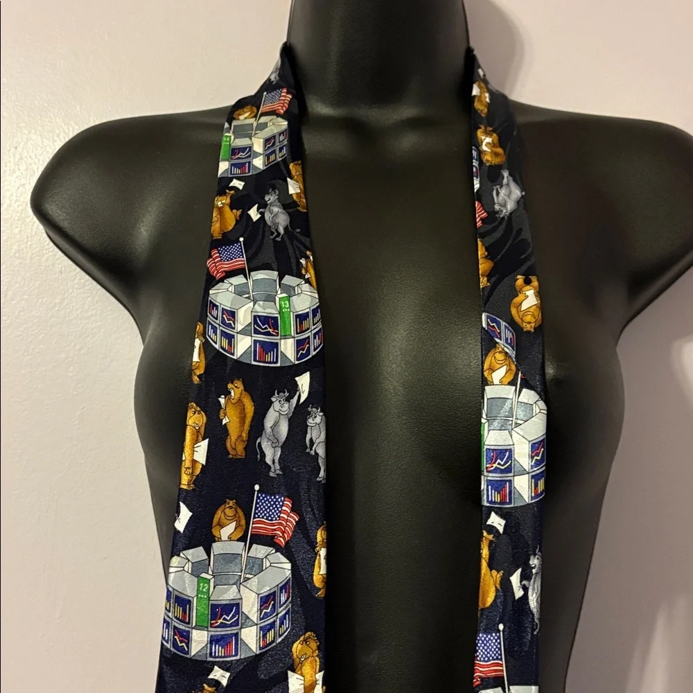Fratello Vintage Stock Market Bulls and Bears Tie Necktie